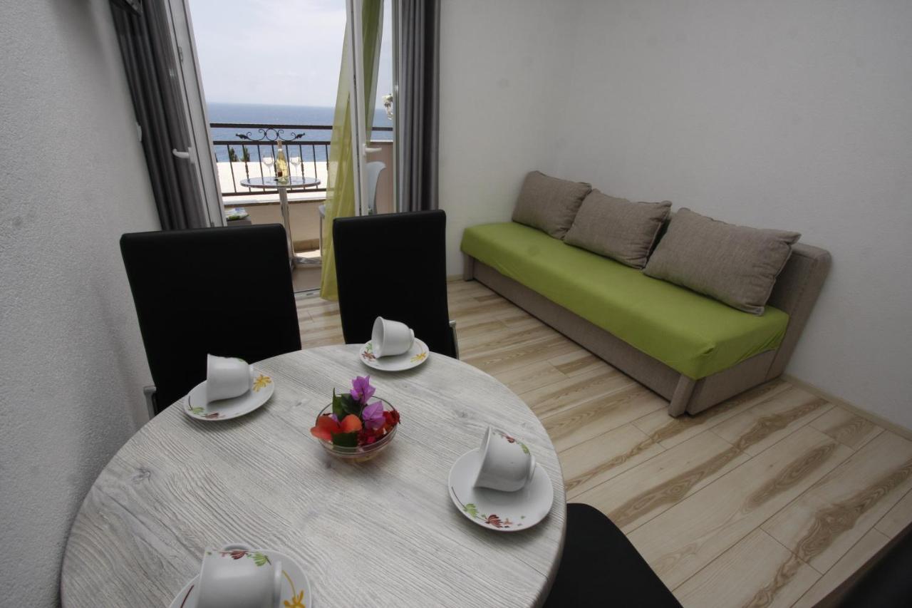 Apartments Turic Tucepi Luaran gambar