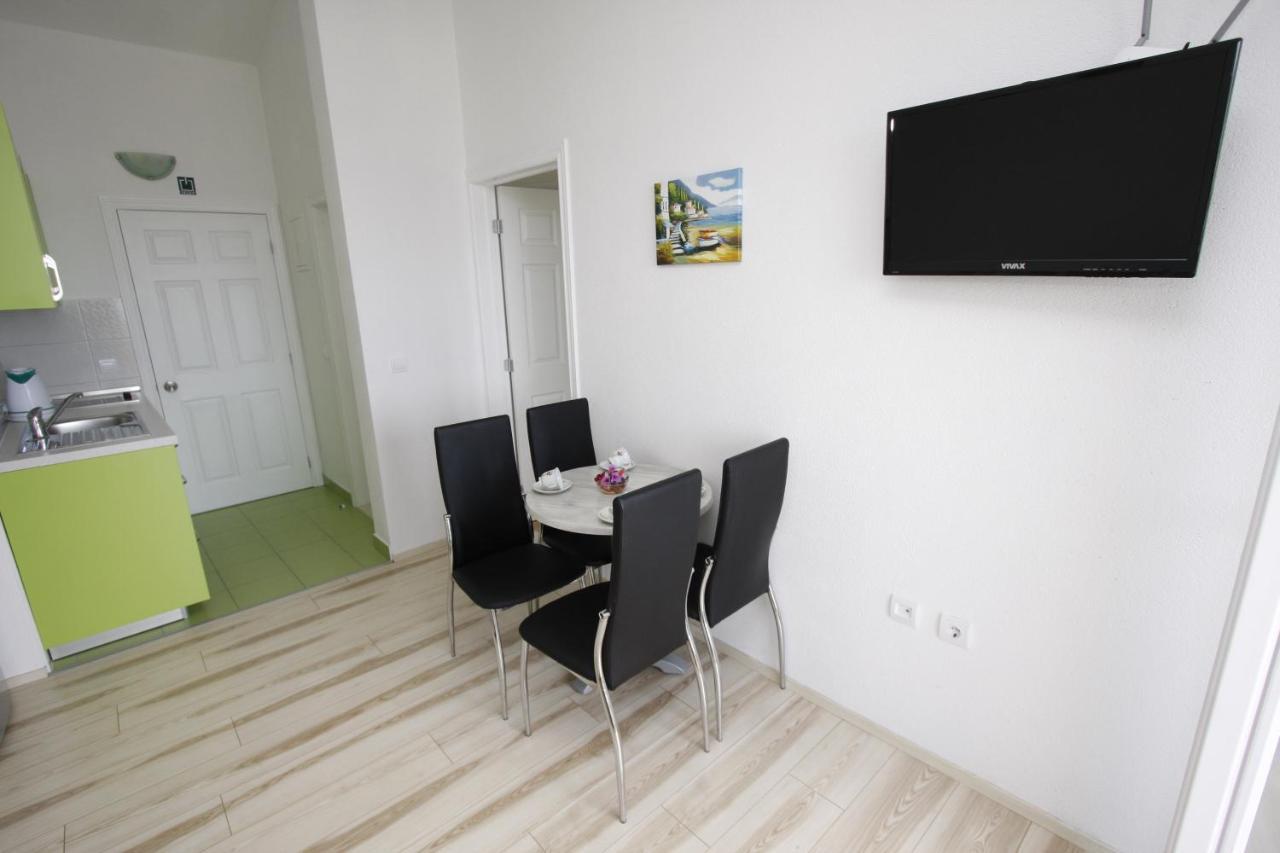 Apartments Turic Tucepi Luaran gambar