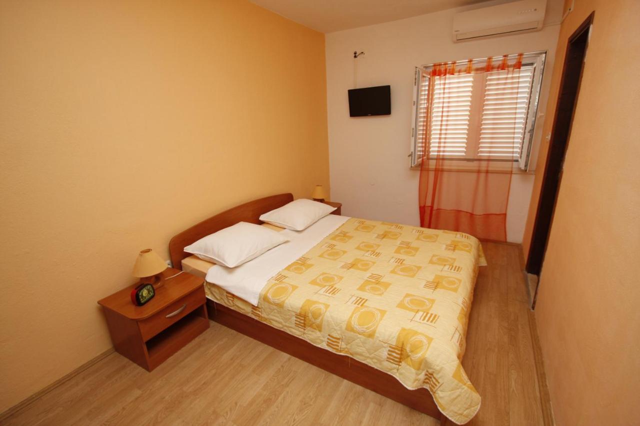 Apartments Turic Tucepi Luaran gambar